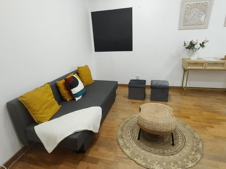 Sweet Little Orange Apartment Lisbon Bagian luar foto